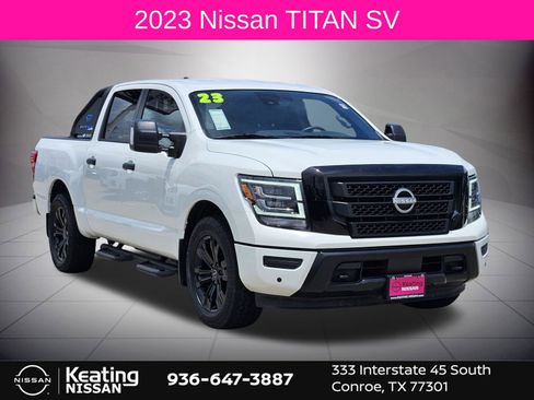 Used 2023 Nissan Titan SV w/ SV Convenience Package RWD image 1