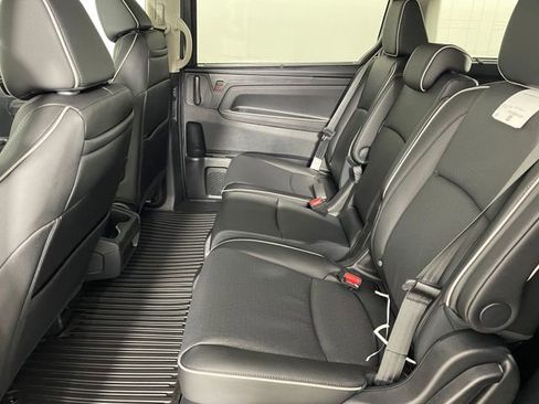 New 2026 Honda Odyssey Elite image 4