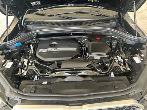Used 2026 BMW X2 xDrive28i AWD/4WD image 14