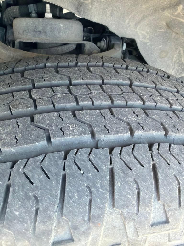 Used 2023 RAM 1500 Laramie AWD/4WD image 5