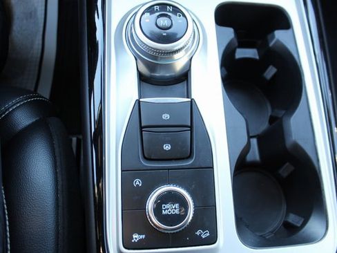 Used 2022 Ford Explorer ST image 23