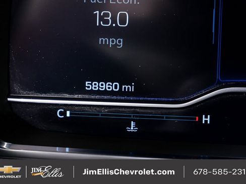 Used 2024 Chevrolet Suburban LT image 13