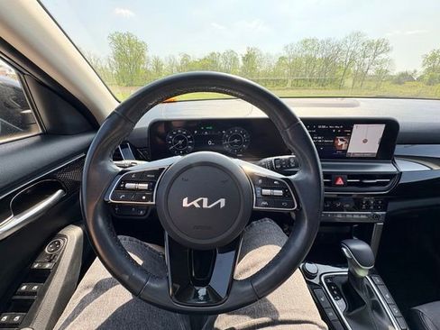 Used 2024 Kia Seltos S AWD/4WD image 13