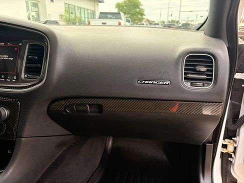 Used 2019 Dodge Charger Scat Pack RWD image 19