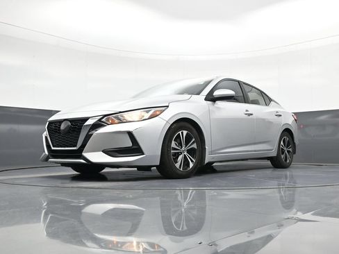 Used 2022 Nissan Sentra SV FWD image 18