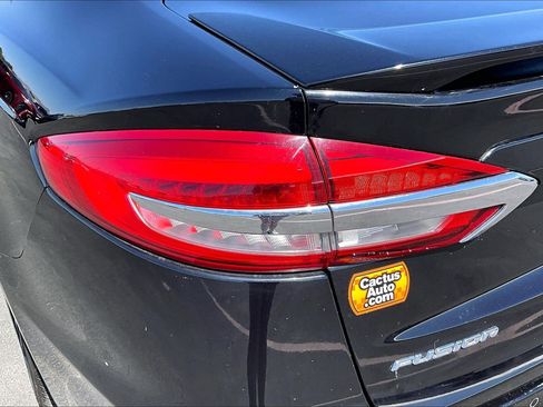 Used 2020 Ford Fusion Titanium AWD/4WD image 28