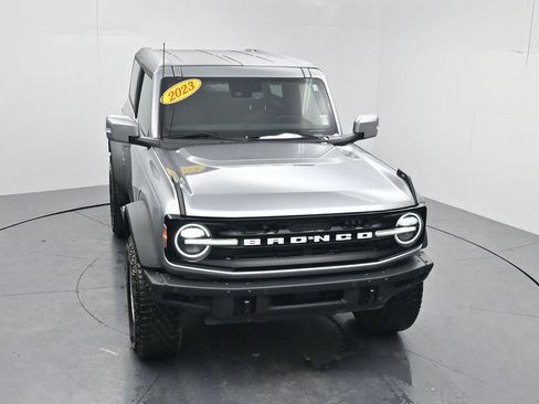 Used 2023 Ford Bronco Outer Banks w/ Sasquatch Package image 41