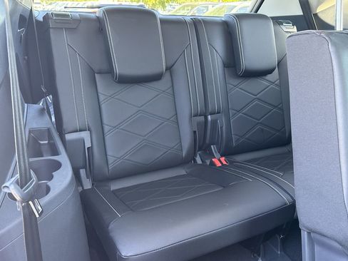 New 2026 Volkswagen Atlas SE image 18