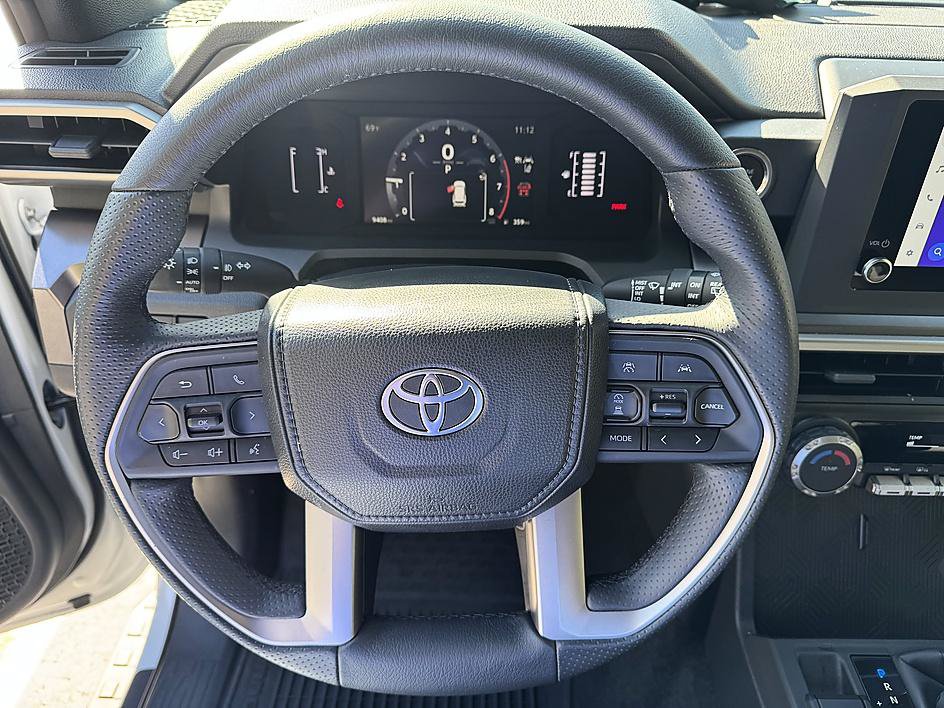 Used 2026 Toyota 4Runner SR5 AWD/4WD image 13