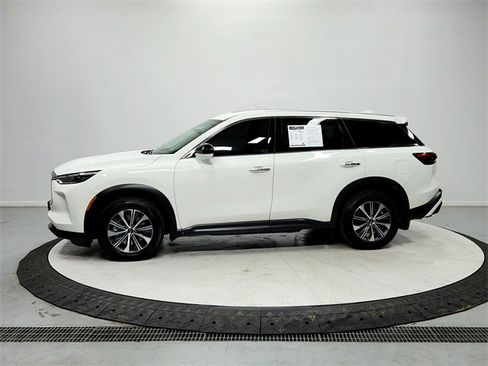 Used 2025 INFINITI QX60 Pure image 4