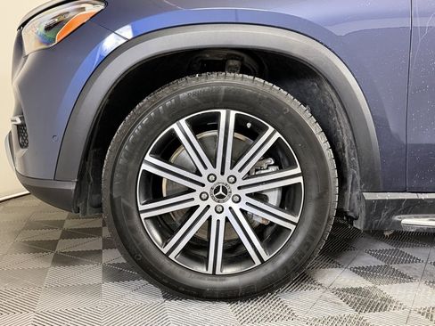 Used 2025 Mercedes-Benz GLE 450 4MATIC image 9