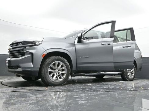 Used 2023 Chevrolet Suburban Premier image 75