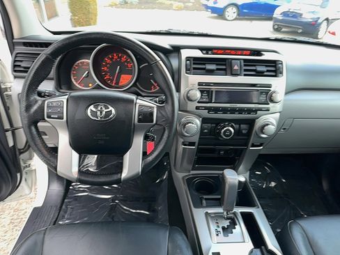 Used 2011 Toyota 4Runner SR5 image 7