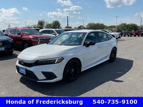 Certified 2024 Honda Civic Sport image 3