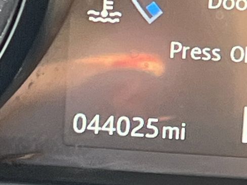 Used 2017 Jaguar F-TYPE S image 15