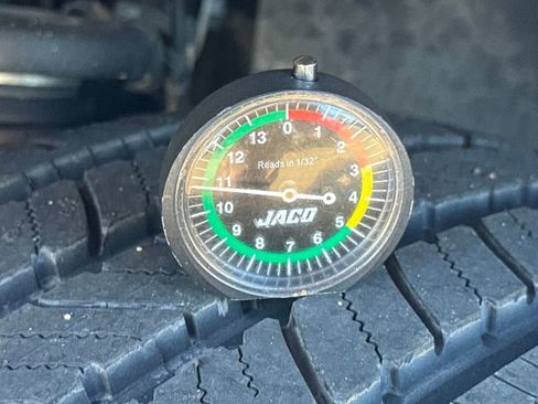 Used 2022 Toyota Tacoma TRD Sport image 41