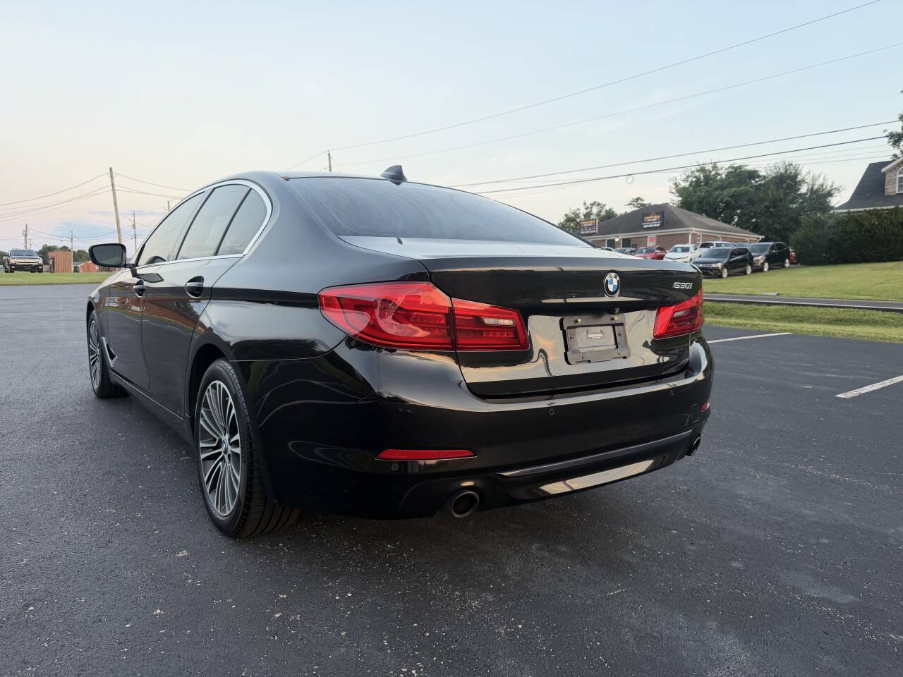 Used 2020 BMW 530i w/ Convenience Package RWD image 5