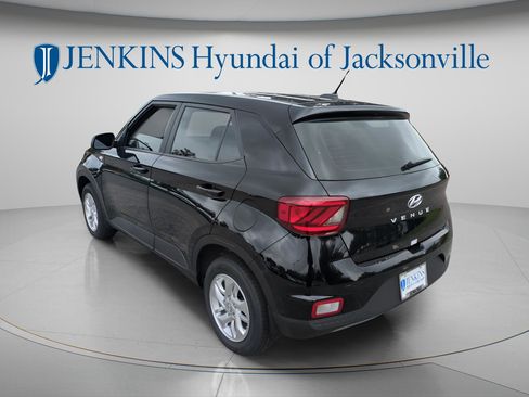 New 2026 Hyundai Venue SE FWD image 5