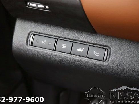 New 2026 Nissan Pathfinder Platinum w/ Cargo Package FWD image 27