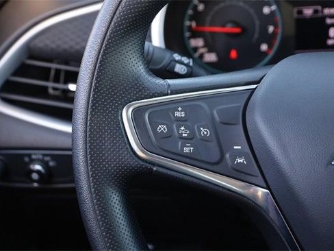 Used 2024 Chevrolet Malibu LT image 12