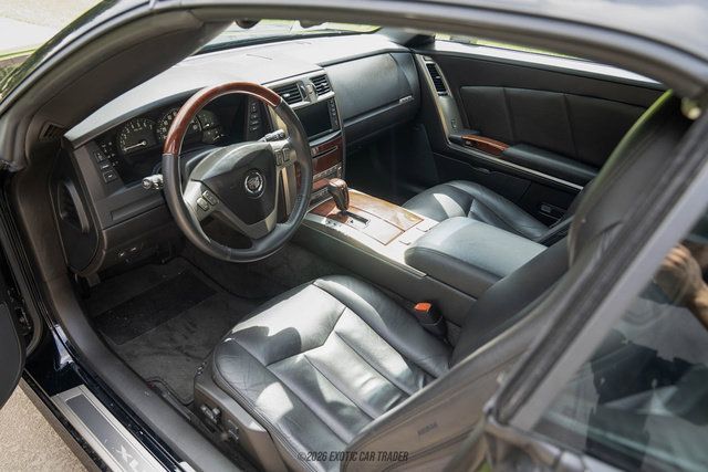Used 2006 Cadillac XLR RWD image 36