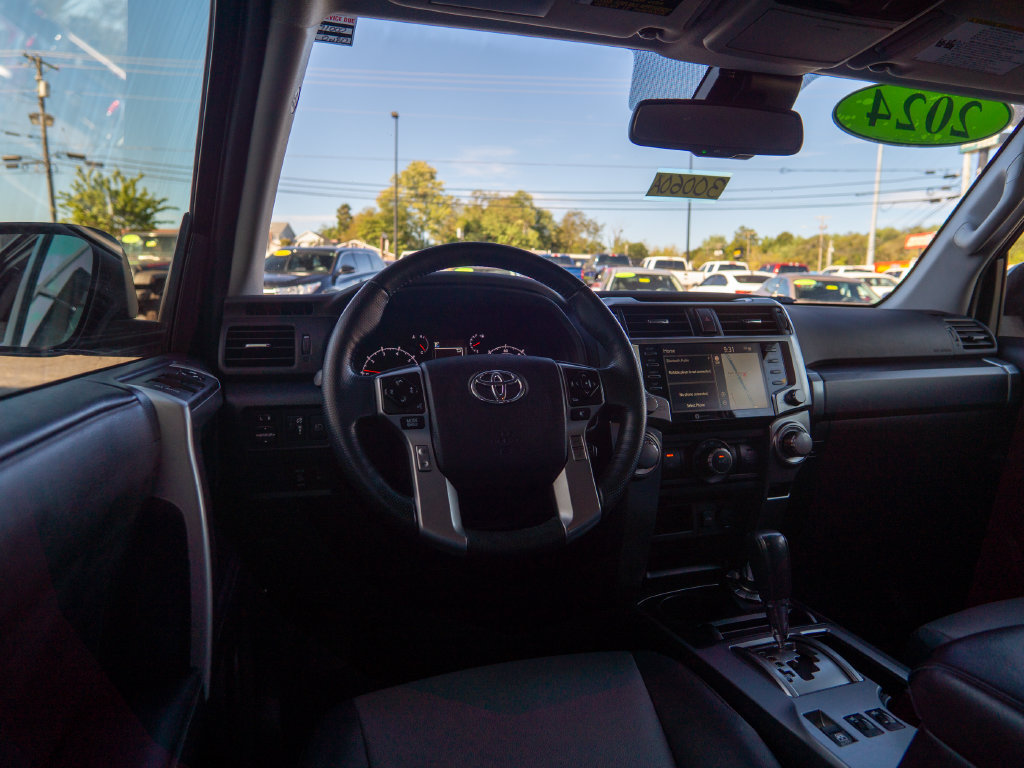 Used 2024 Toyota 4Runner SR5 Premium AWD/4WD image 13