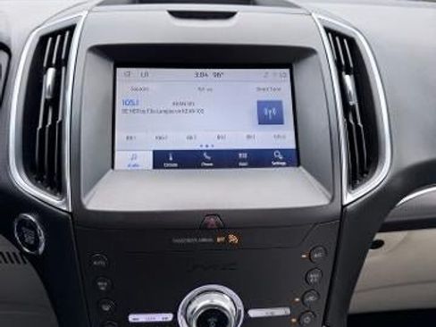 Used 2020 Ford Edge Titanium w/ Cargo Accessory Package FWD image 19