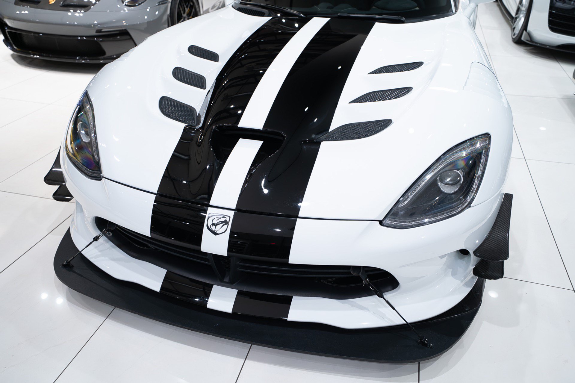 Used 2016 Dodge Viper GTC w/ ACR Package RWD image 29