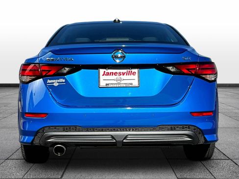 Used 2021 Nissan Sentra SR FWD image 6