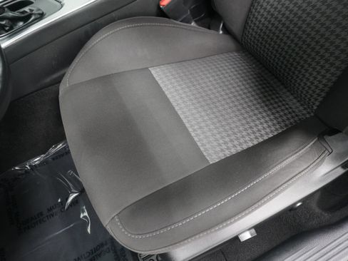 Used 2021 Dodge Challenger R/T Scat Pack RWD image 14