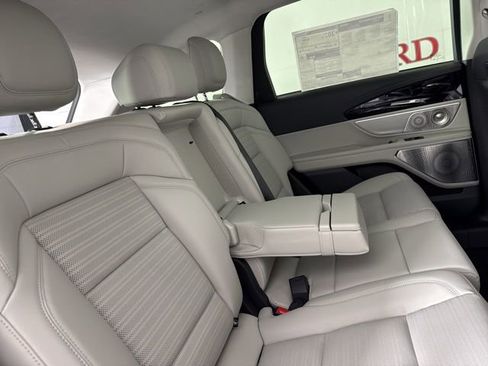 New 2026 Lincoln Nautilus Reserve image 23