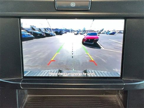 Used 2025 Ford F250 XLT image 21