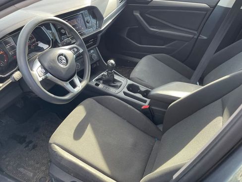 Used 2019 Volkswagen Jetta S image 9