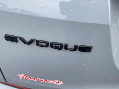 Used 2024 Land Rover Range Rover Evoque Dynamic SE image 14