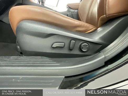 Used 2020 Subaru Outback Touring w/ Popular Package #2 AWD/4WD image 25