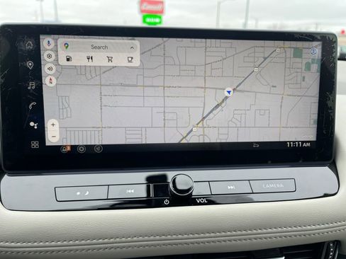 Used 2024 Nissan Rogue SL w/ SL Premium Package image 27