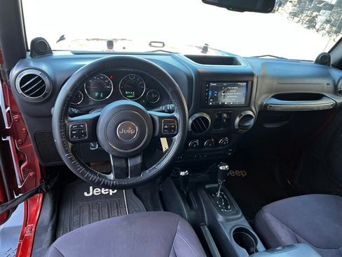 Used 2014 Jeep Wrangler Unlimited Sport w/ Quick Order Package 24S AWD/4WD image 22