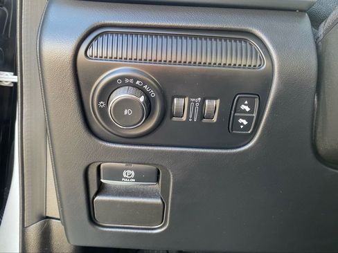 Used 2024 Jeep Grand Wagoneer L Series II w/ Quick Order Packagew 28T image 23