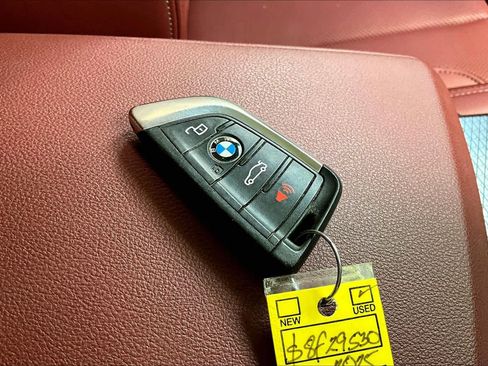 Used 2025 BMW 330i Sedan RWD image 14