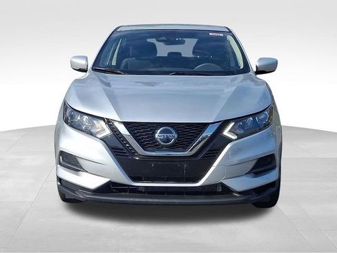 Used 2021 Nissan Rogue Sport S image 2