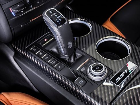 Used 2024 Maserati Ghibli Trofeo image 28