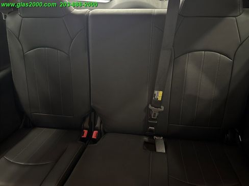 Used 2017 Buick Enclave Premium image 32