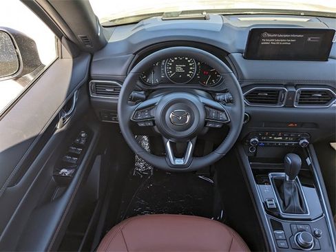 Used 2025 MAZDA CX-5 Carbon Edition image 17