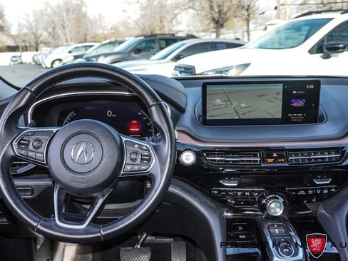 Used 2022 Acura MDX Technology image 2