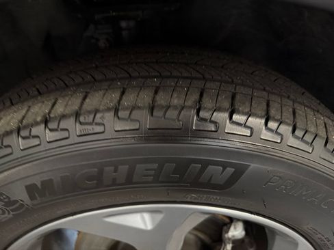 Used 2023 Ford Escape ST-Line w/ Tech Pack #1 AWD/4WD image 12