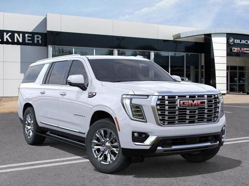 New 2026 GMC Yukon XL Denali image 7