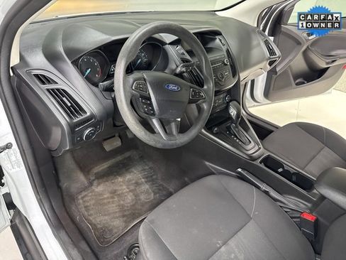 Used 2018 Ford Focus SE image 8