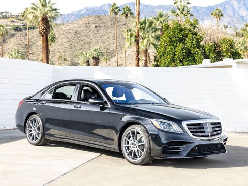 Used 2019 Mercedes-Benz S 560 4MATIC Sedan image 3