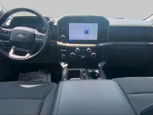 Used 2025 Ford F150 XLT w/ Equipment Group 302A MID RWD image 16