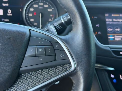 Used 2022 Cadillac XT5 Sportv w/ Technology Package AWD/4WD image 23